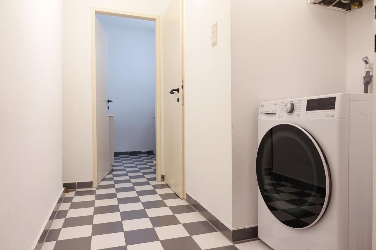 Comfortable Apartment In Central Wien Eksteriør billede